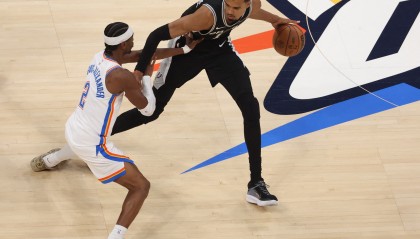 辉达娱乐-NBA彩经：雷霆大胜马刺强势晋级